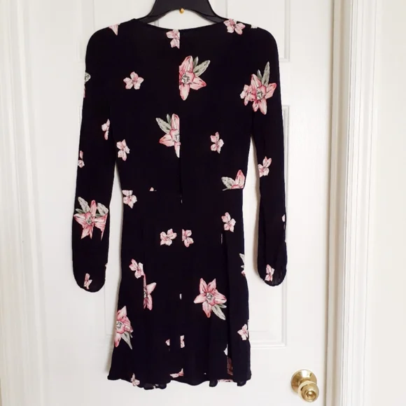 Reformation Black Floral Mini Dress - Picture 4 of 14